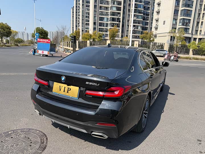 Фото 7 - BMW 5 Series