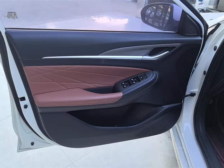 Фото 7 - Changan Eado Plus