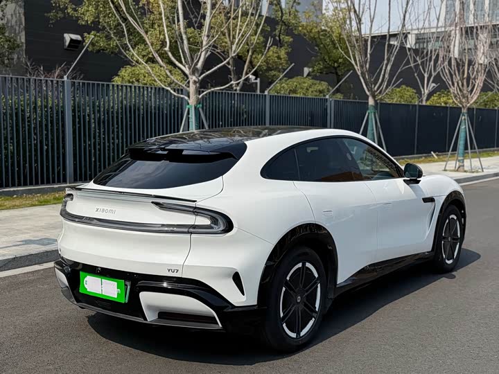 Фото 6 - Xiaomi YU7