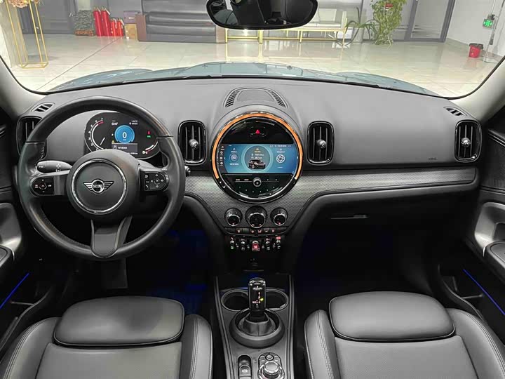 Фото 2 - Mini Countryman