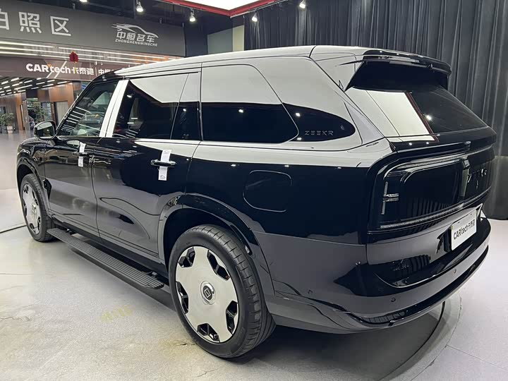 Фото 4 - Zeekr 9X