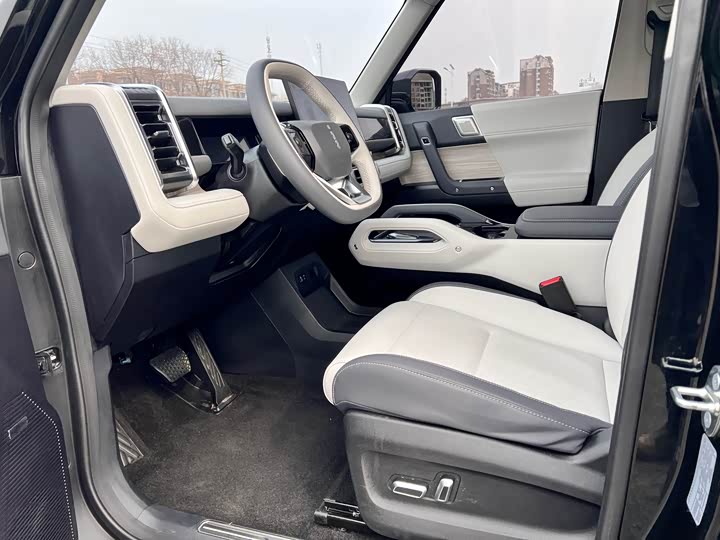 Фото 7 - Chery iCar 03