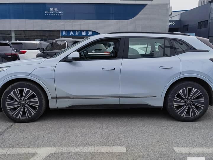 Photo 2 - Buick Electra E5