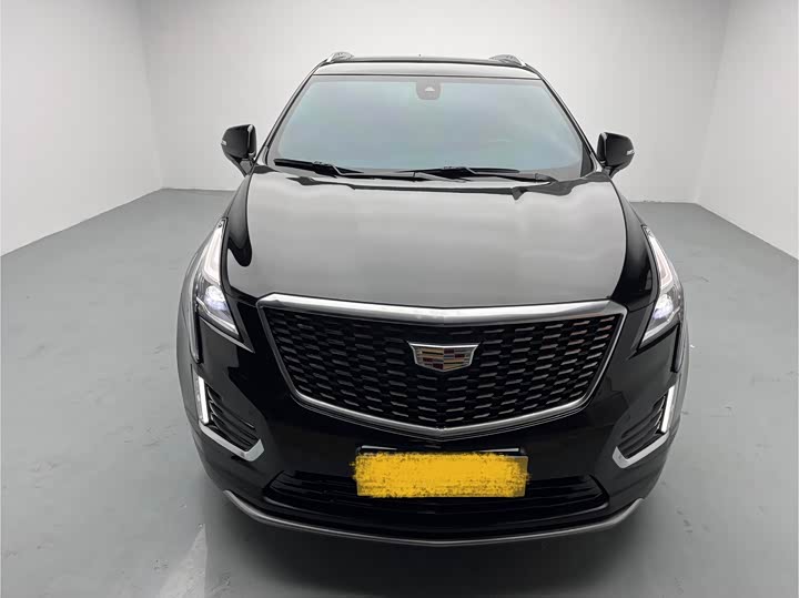 Фото 2 - Cadillac XT5