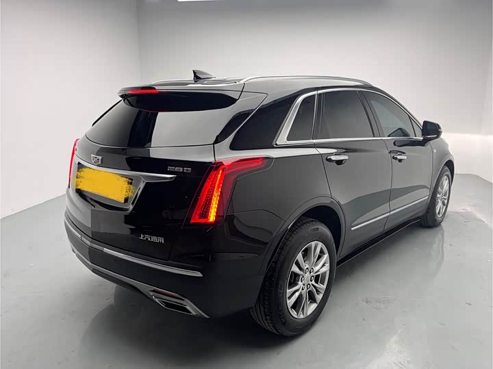 Фото 4 - Cadillac XT5