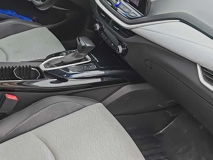 Фото 9 - Chevrolet Menlo