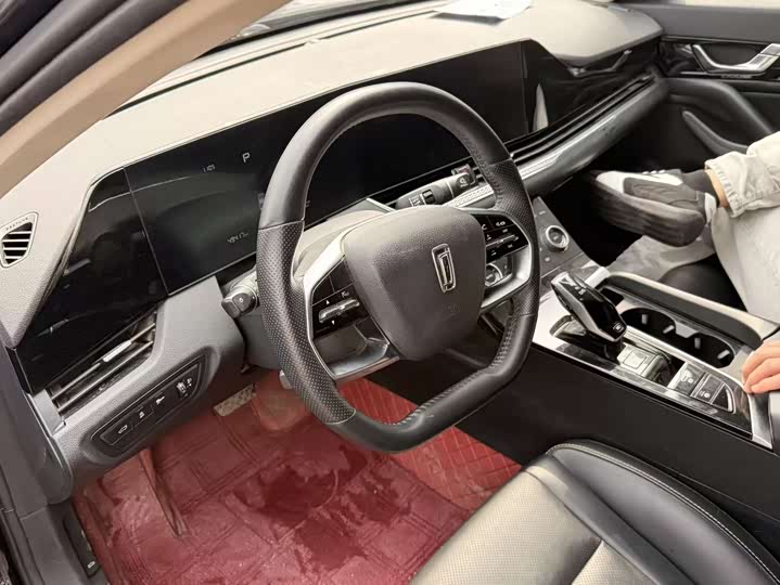 Фото 5 - Bestune B70