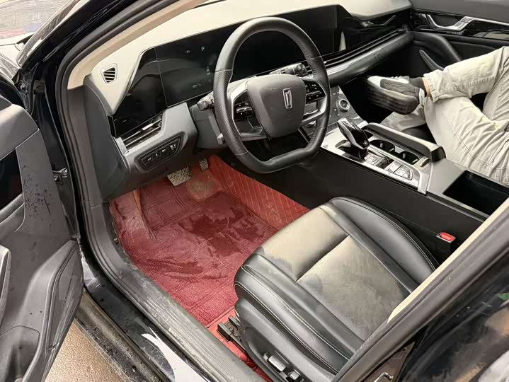 Фото 6 - Bestune B70