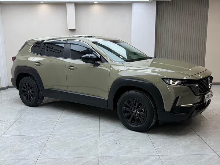 Фото 3 - Mazda CX-50