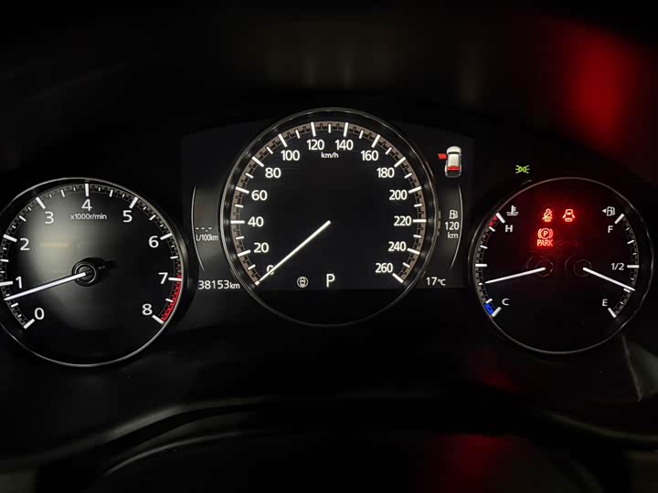 Фото 9 - Mazda CX-50