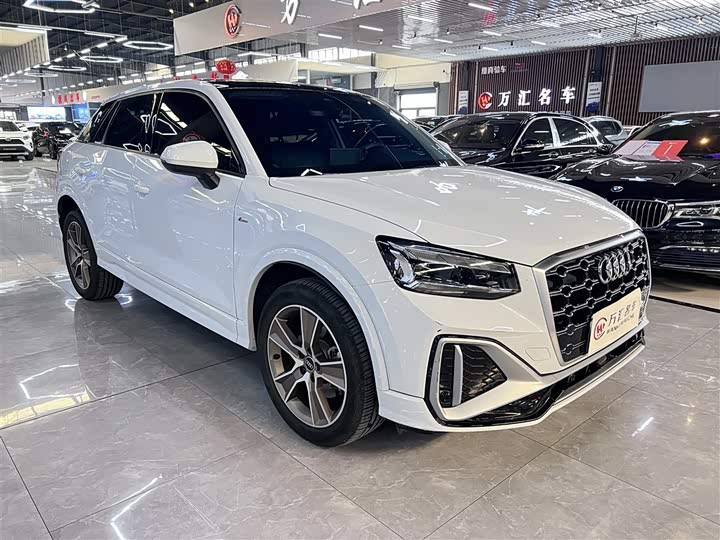 Фото 3 - Audi Q2L