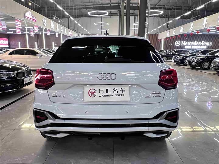 Фото 8 - Audi Q2L