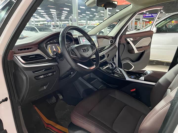 Фото 7 - Geely Jiaji