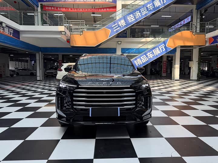 Фото 2 - Exeed VX C-DM Hybrid