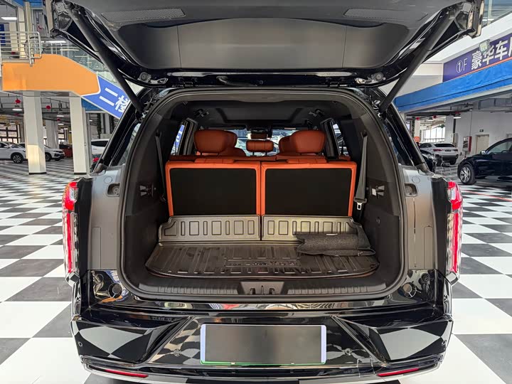 Фото 9 - Exeed VX C-DM Hybrid