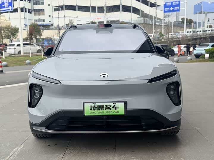 Фото 2 - Nio ES6