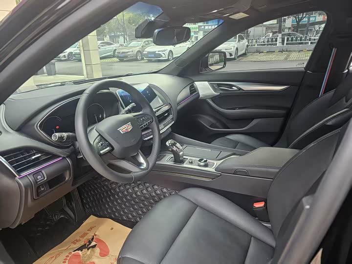 Photo 4 - Cadillac CT5