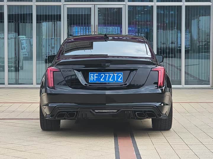 Photo 9 - Cadillac CT5