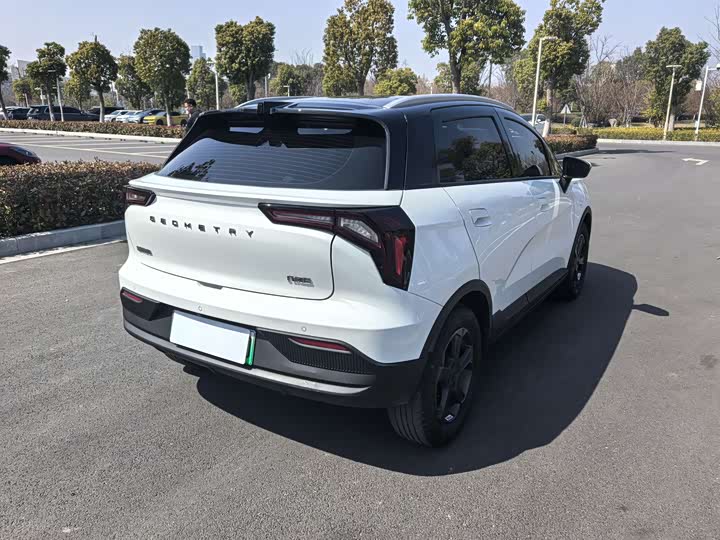 Фото 5 - Geely Geometry E Firefly