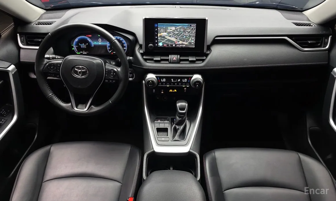 Фото 7 - Toyota RAV4