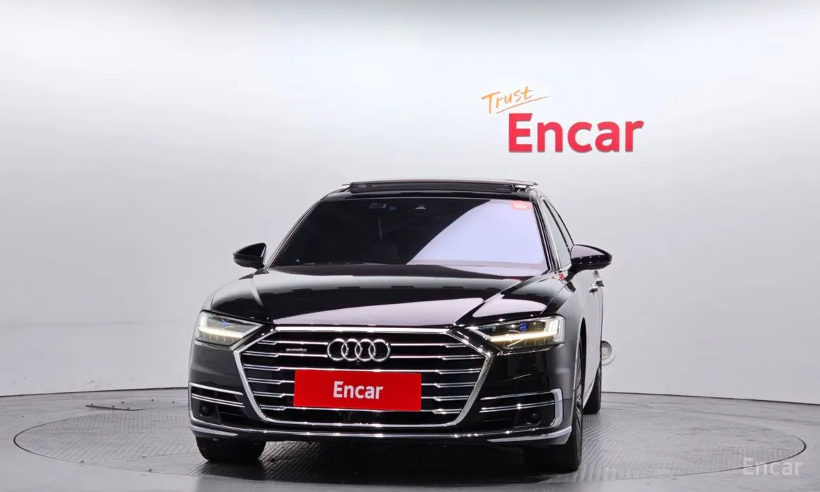 Фото 3 - Audi A8