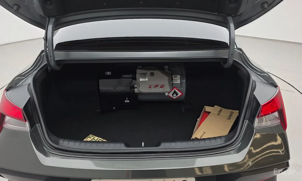 Фото 20 - Hyundai Avante