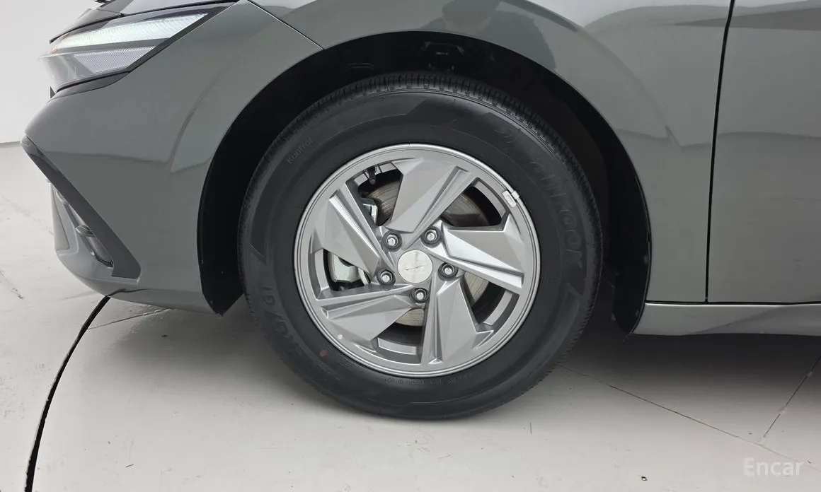 Фото 5 - Hyundai Avante