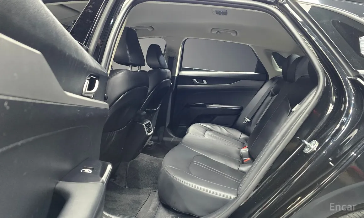 Фото 12 - Kia K5