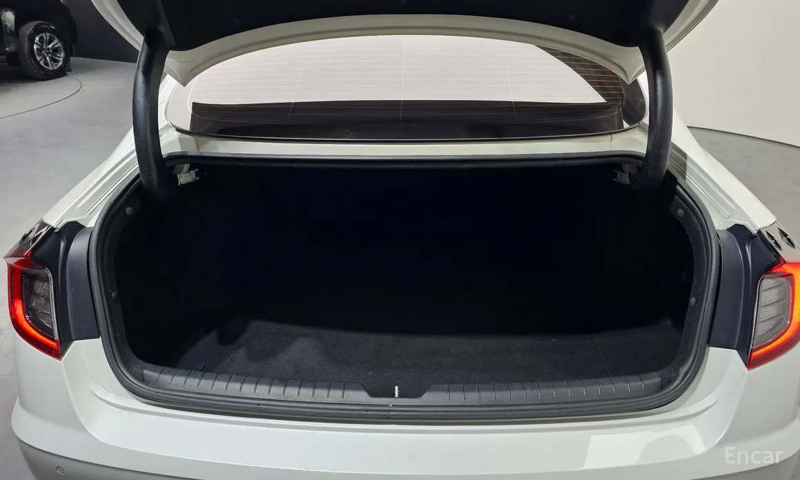 Фото 20 - Hyundai Sonata