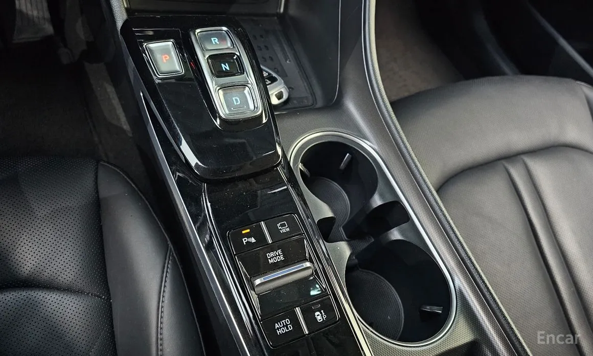 Фото 9 - Hyundai Sonata