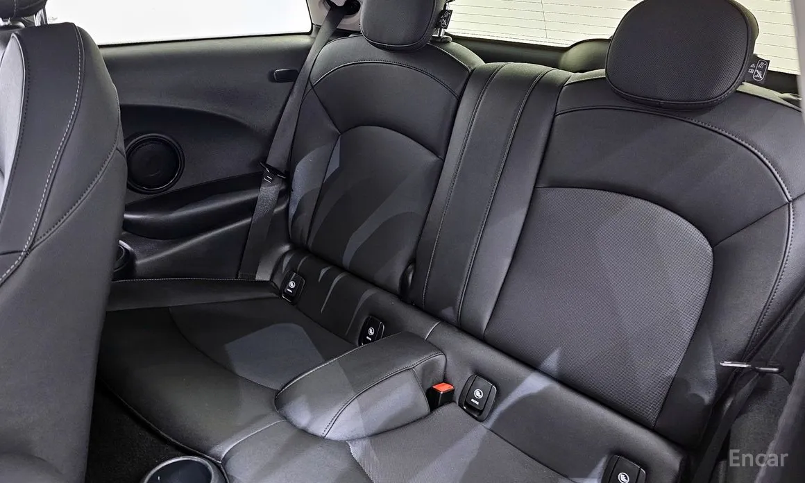 Фото 12 - Mini Cooper