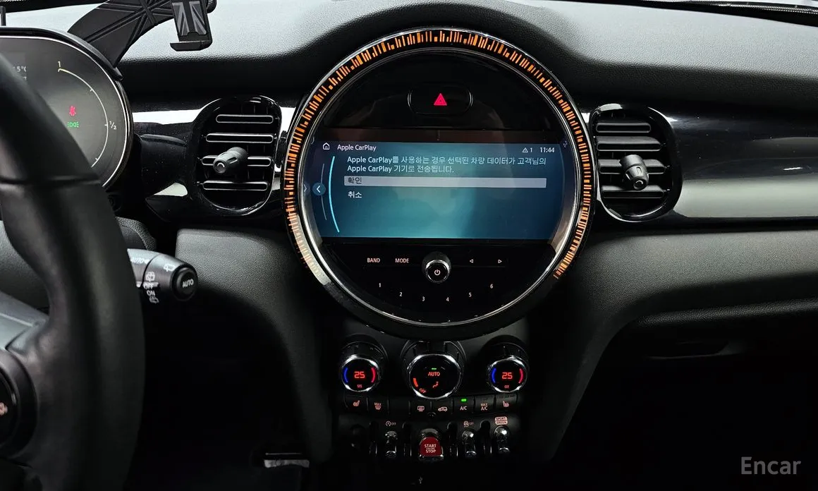 Фото 14 - Mini Cooper