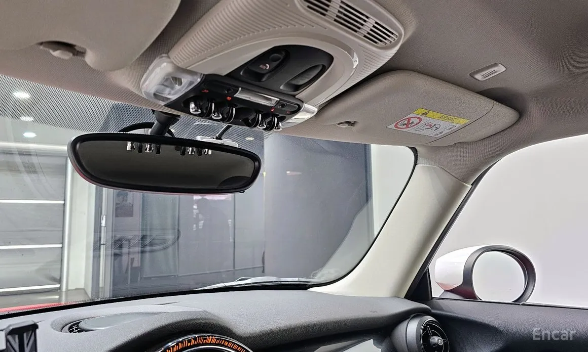 Фото 19 - Mini Cooper