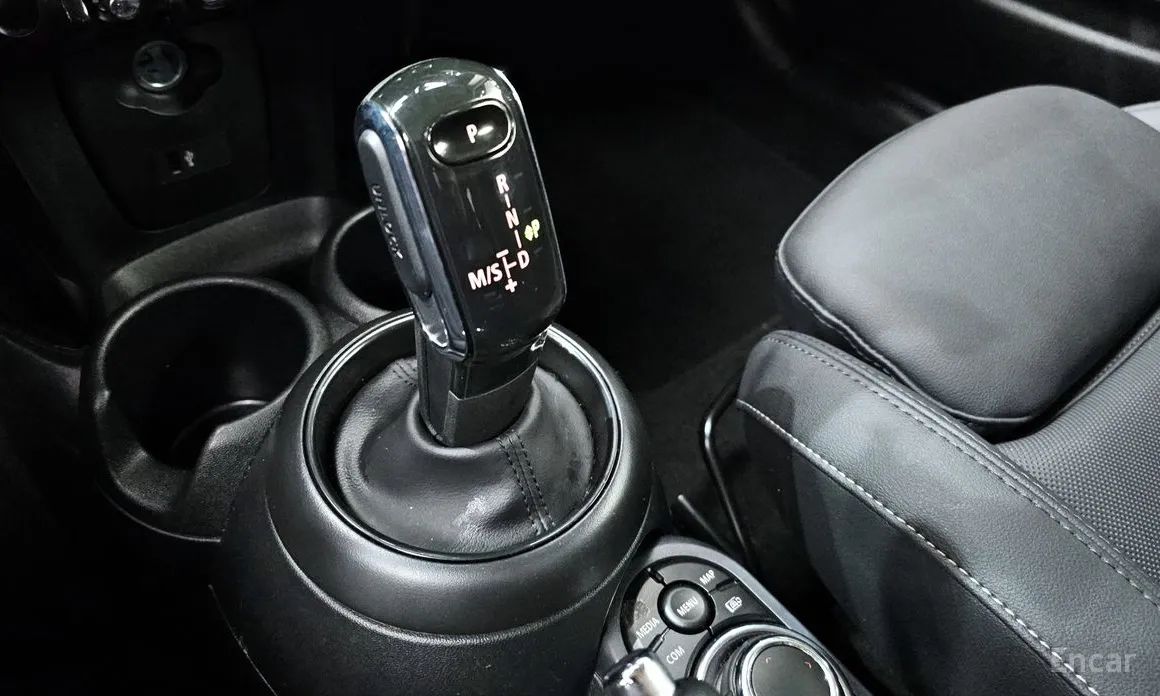 Фото 9 - Mini Cooper