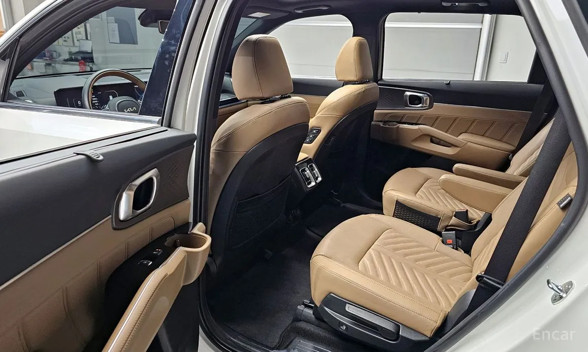 Фото 11 - Kia Sorento