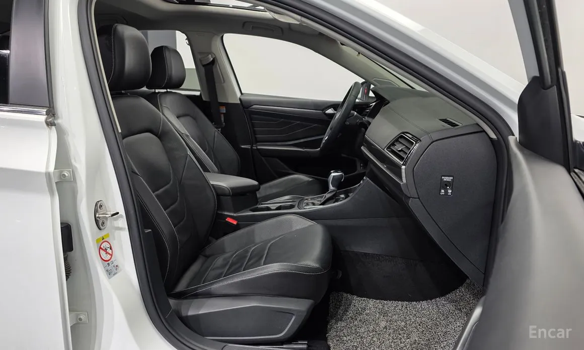 Фото 11 - Volkswagen Jetta