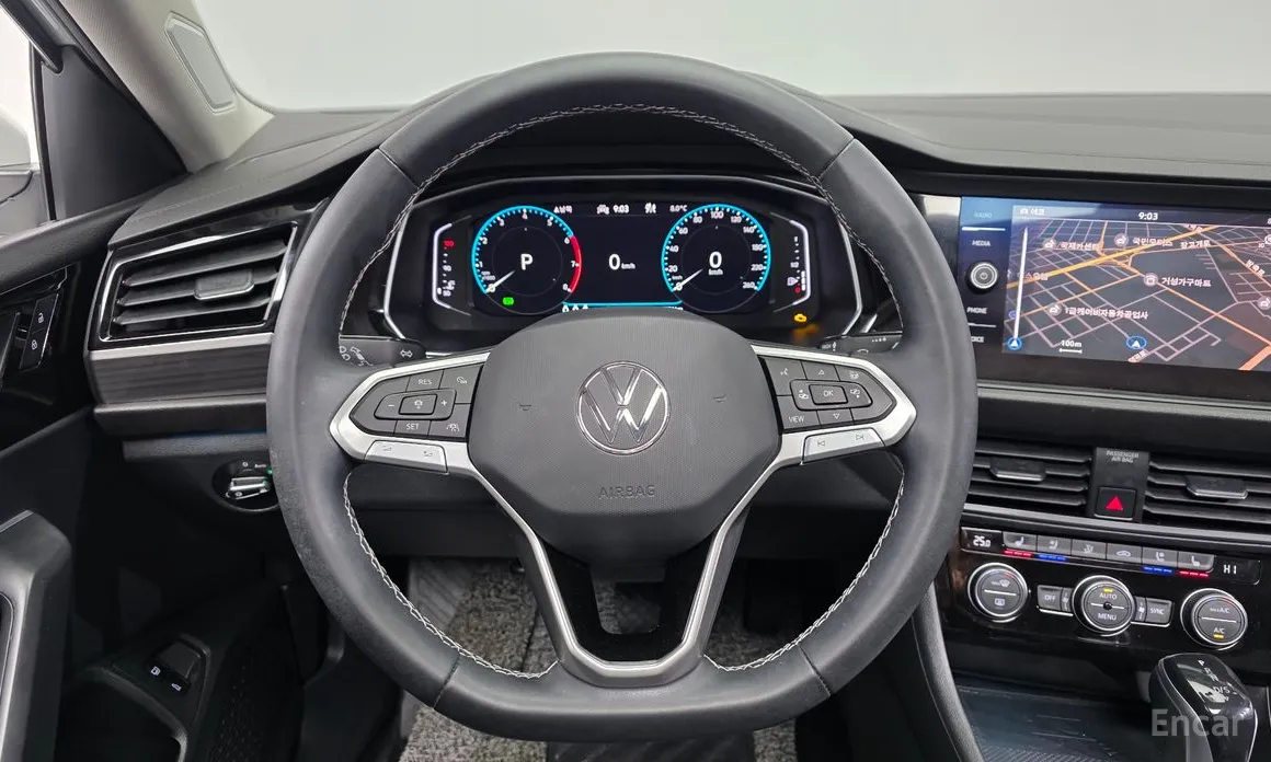 Фото 13 - Volkswagen Jetta