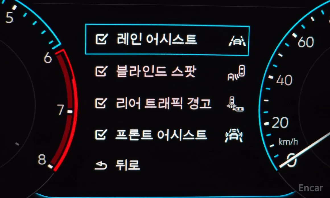 Фото 16 - Volkswagen Jetta