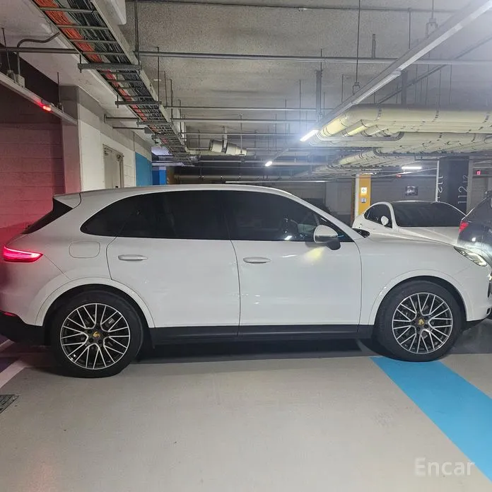 Фото 3 - Porsche Cayenne