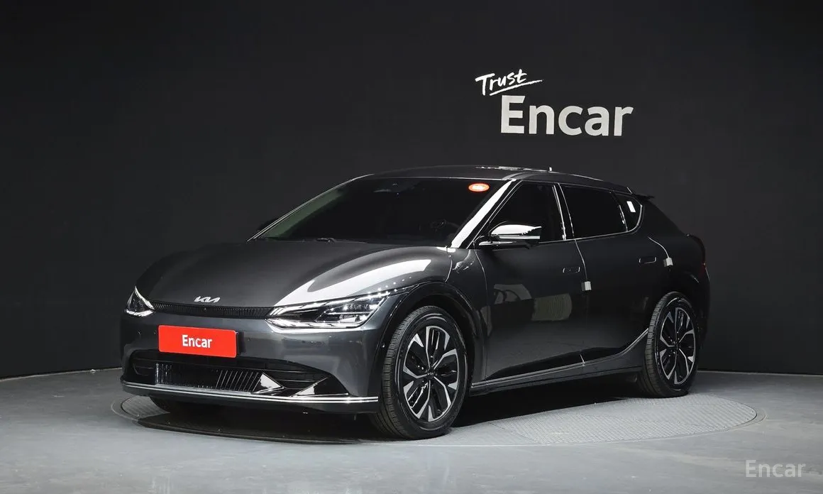 Фото 1 - Kia EV6