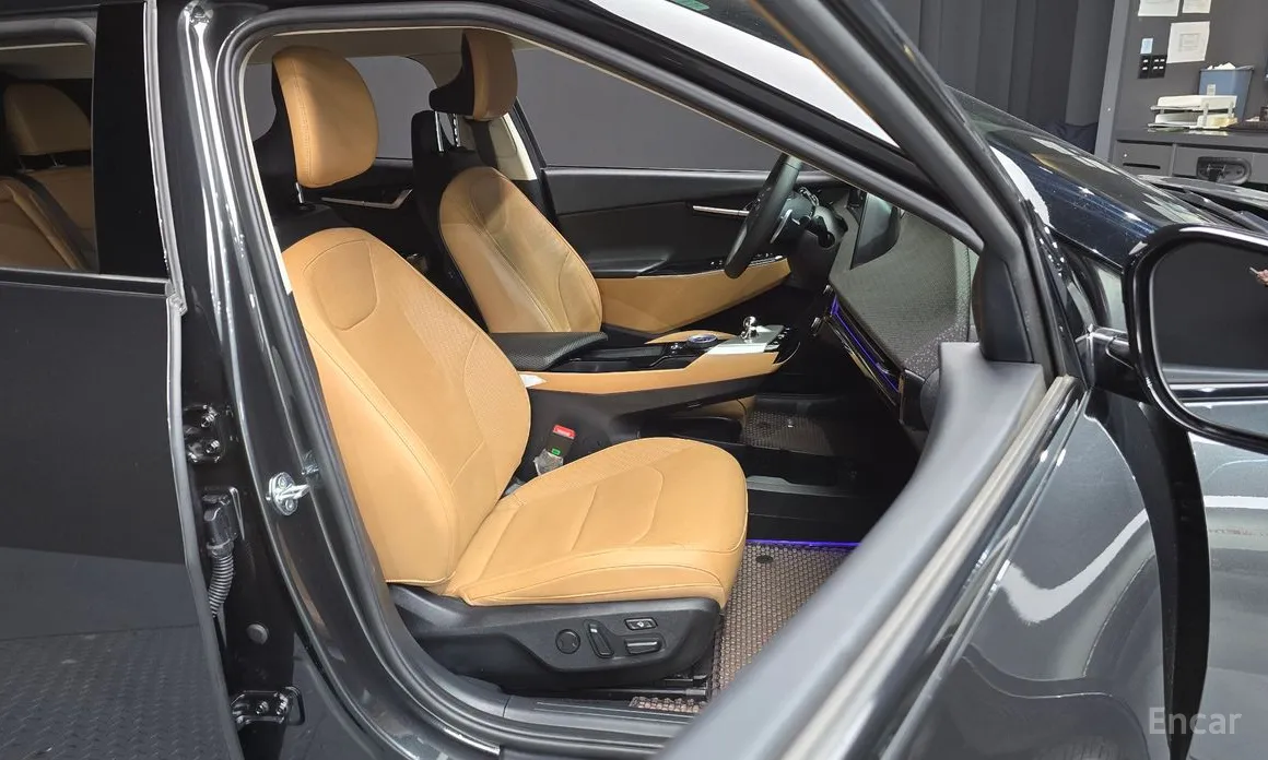 Фото 12 - Kia EV6