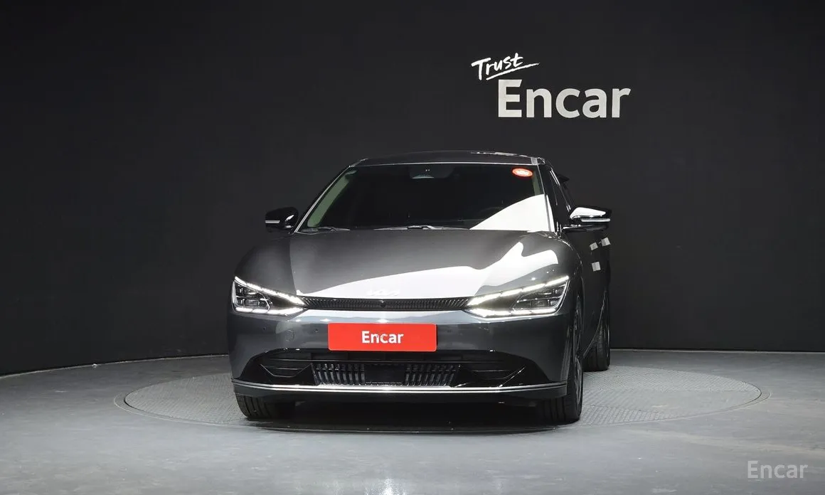 Фото 3 - Kia EV6