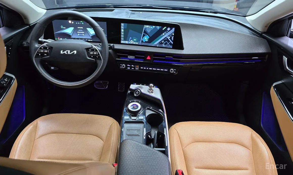 Фото 7 - Kia EV6