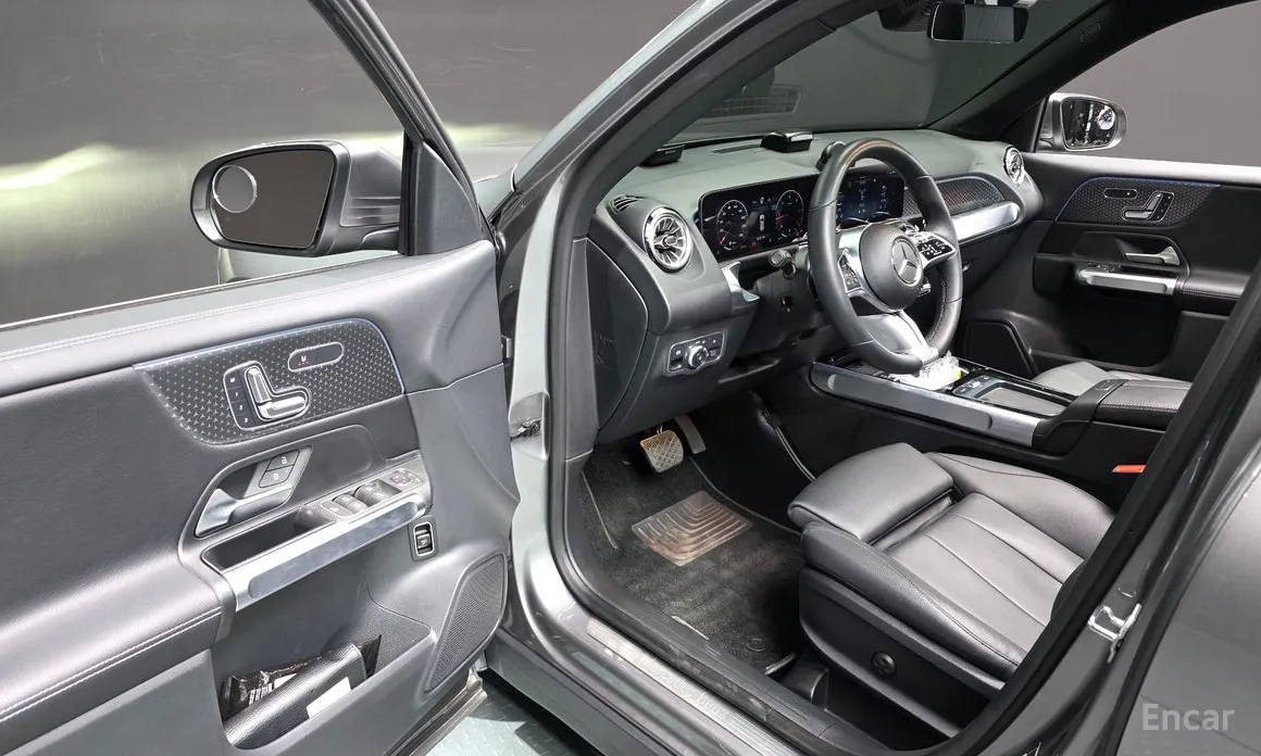 Mercedes-Benz GLB-Class 2020 GLB200 d