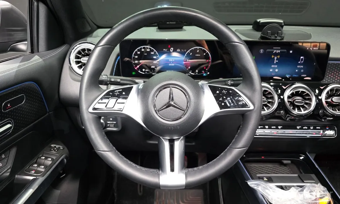 Mercedes-Benz GLB-Class 2020 GLB200 d