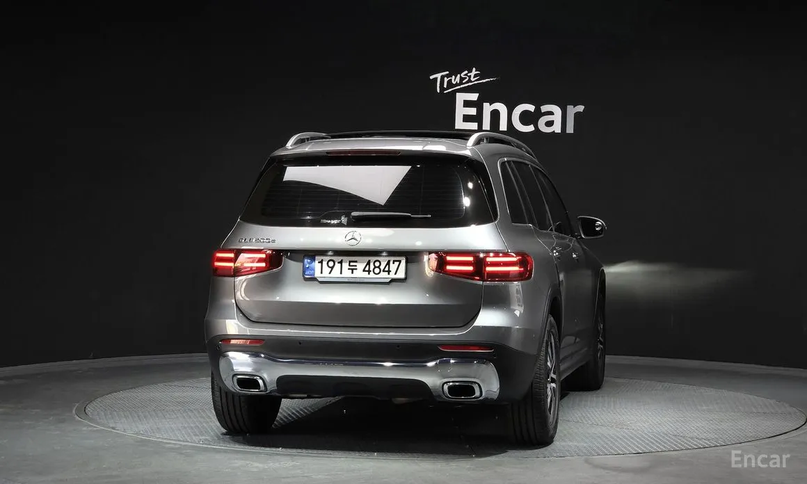 Mercedes-Benz GLB-Class 2020 GLB200 d