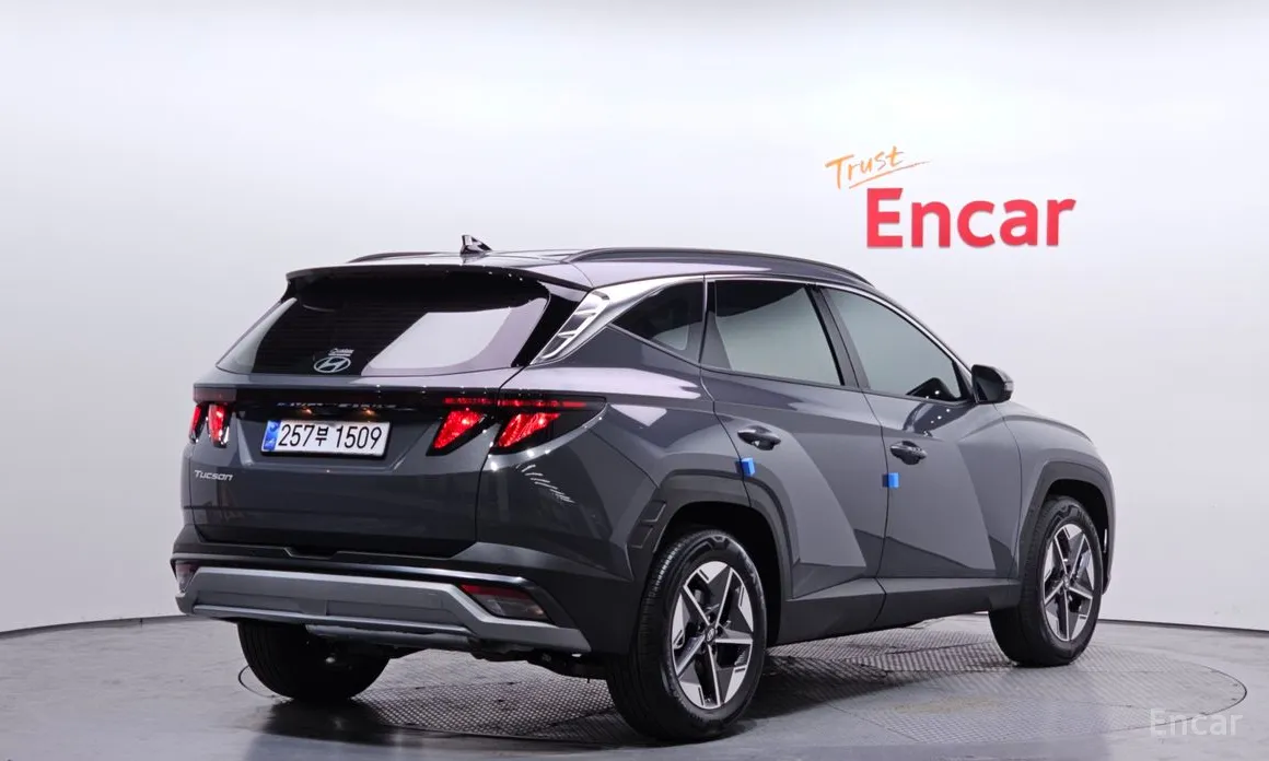 Фото 2 - Hyundai Tucson