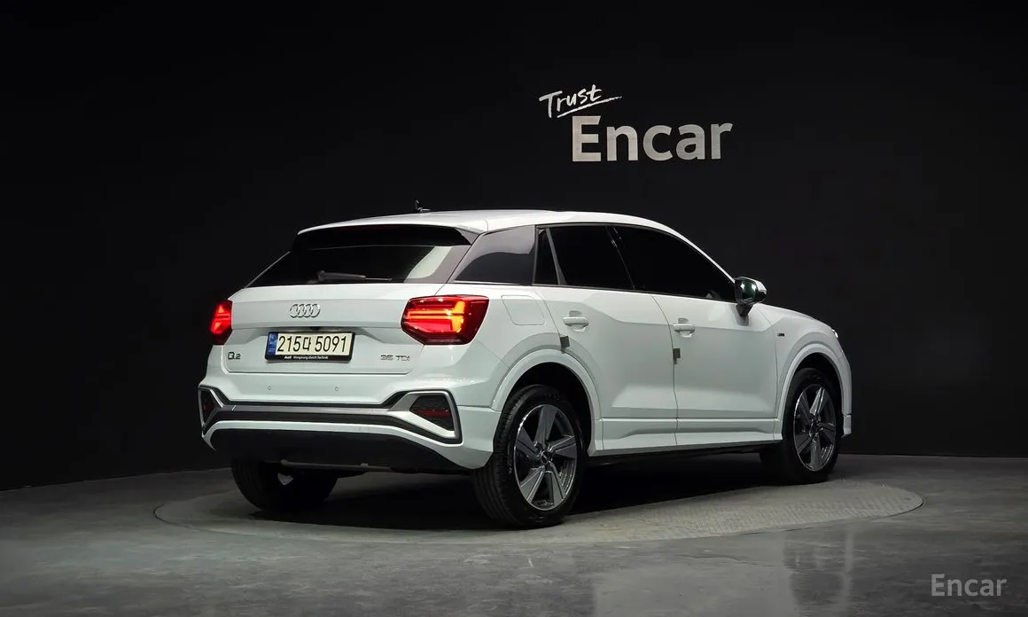 Audi Q2 2017 35 TDI Premium