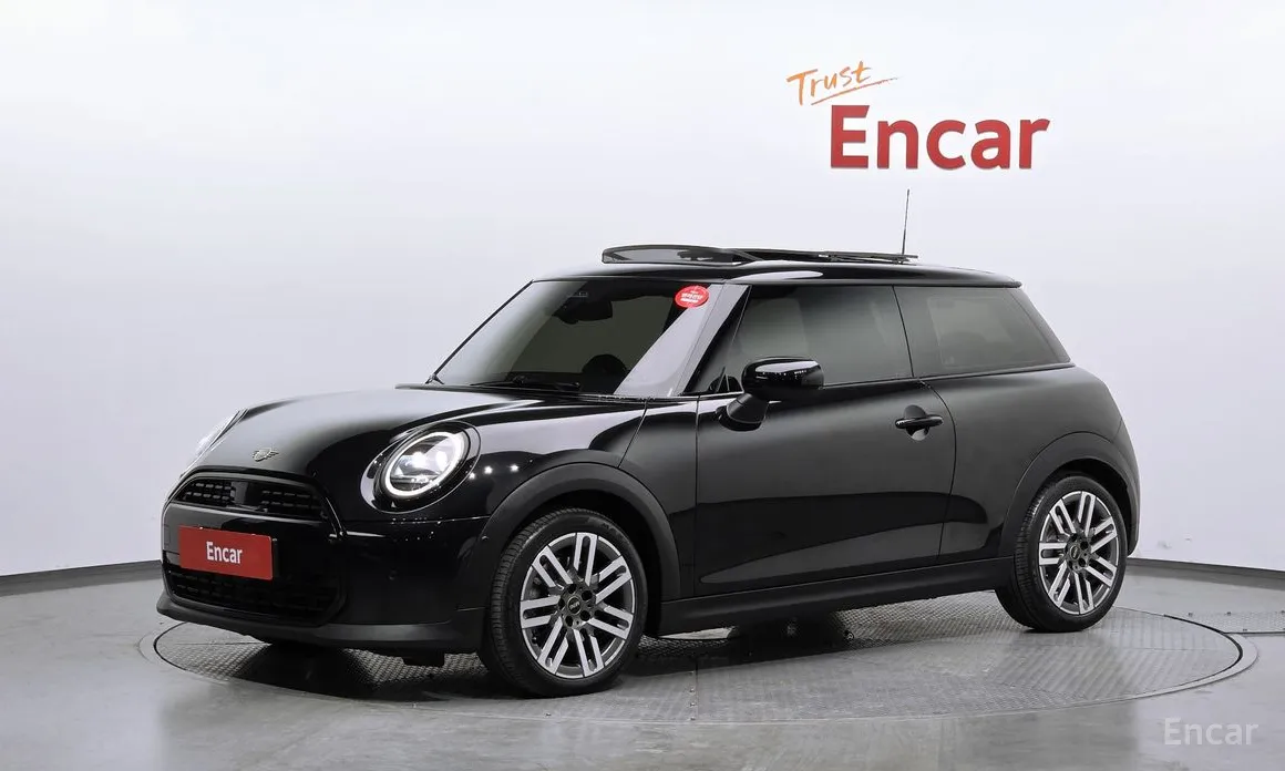 Фото 1 - Mini Cooper