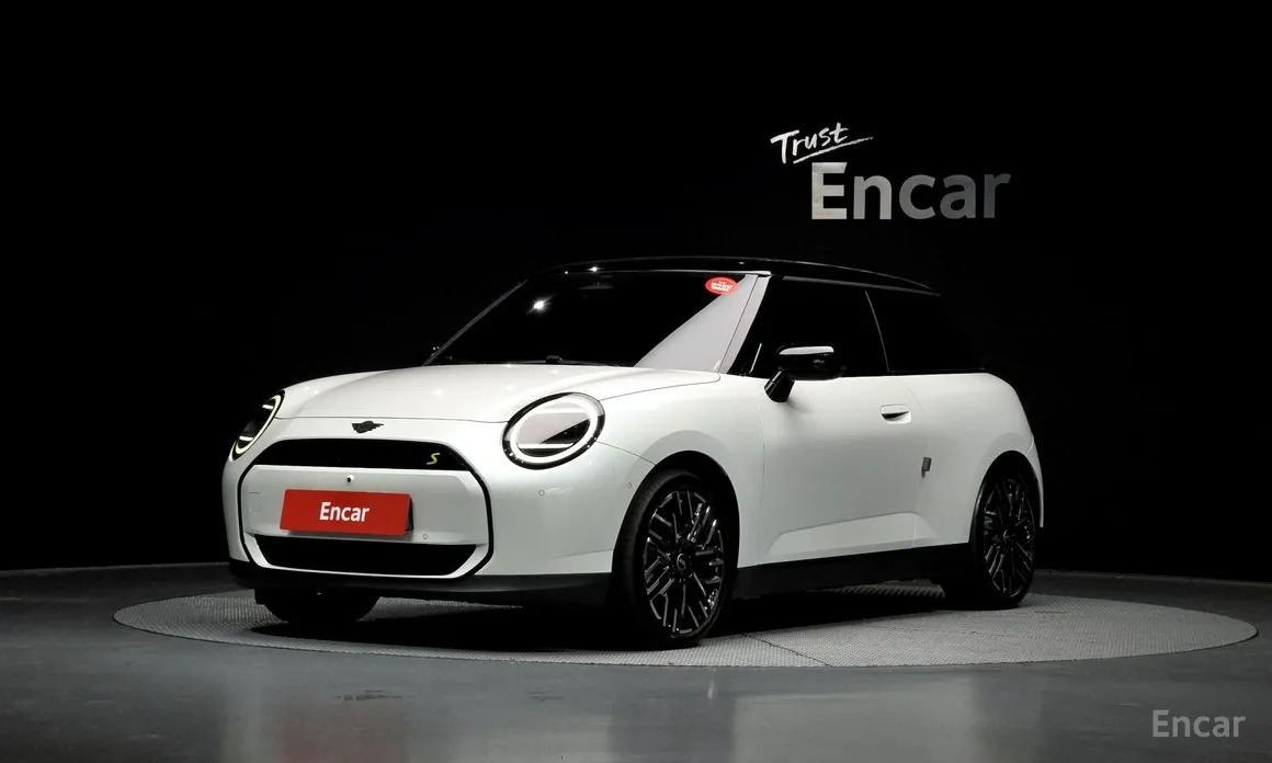 Фото 1 - Mini Cooper